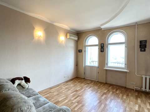 квартира за адресою Петра Калнишевського вул. (Харитонова), 8