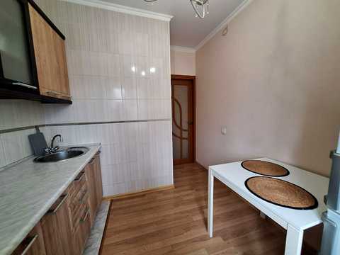 квартира за адресою Академіка Білецького вул., 9