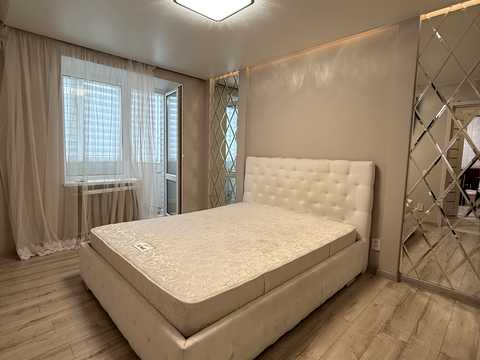 квартира за адресою Мирогощанська вул., 1