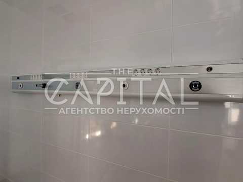 комерційна за адресою Микільсько-Слобідська вул., 8