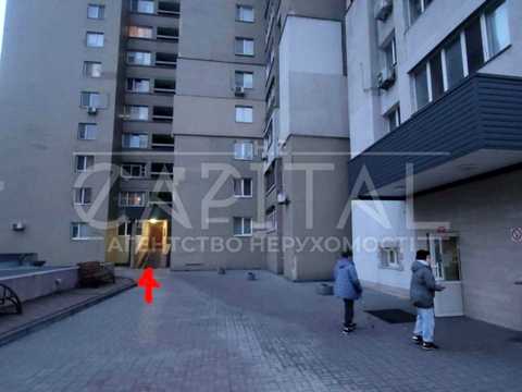 коммерческая по адресу Антоновича ул. (Горького), 165
