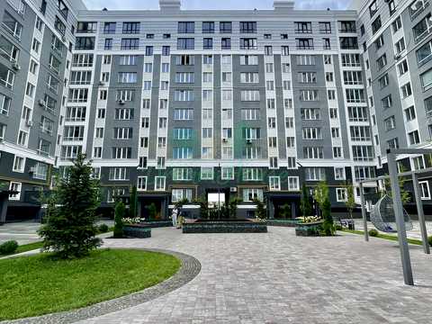 комерційна за адресою Івана Кожедуба, 8а