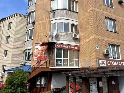 коммерческая по адресу Вячеслава Черновола ул., 2