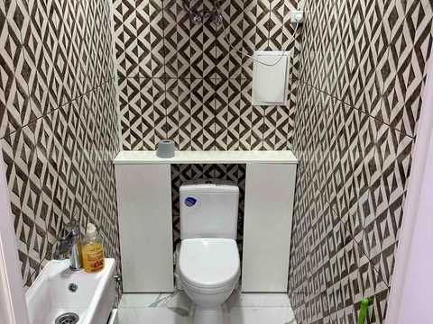 комерційна за адресою Башивська, 7