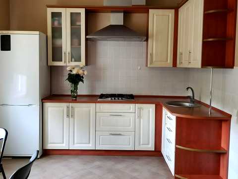 квартира за адресою Михайла Старицького вул., 6