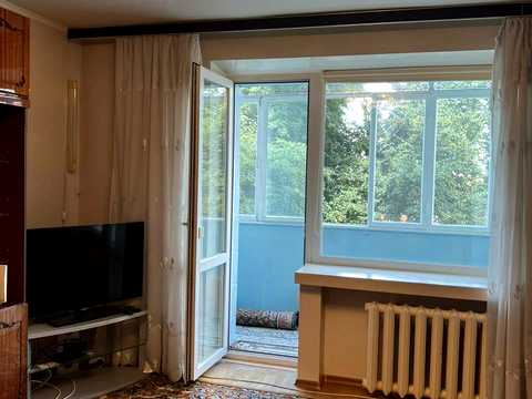 квартира за адресою Стадіонна вул., 13