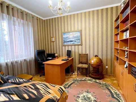 будинок за адресою Купріна вул.