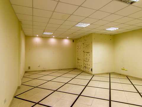 коммерческая по адресу Варненская ул., 7
