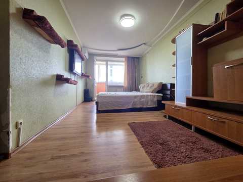 квартира за адресою Академіка Янгеля вул., 10