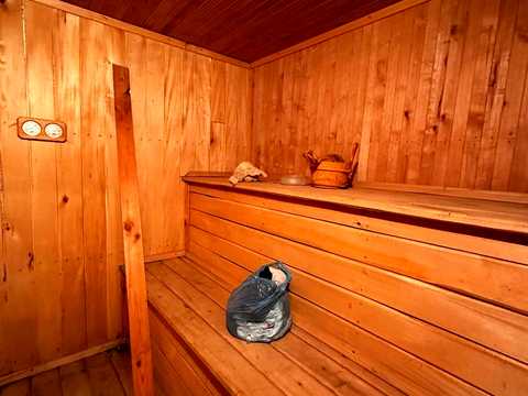 будинок за адресою с. Дзюбівщина, ШЕВЧЕНКА, 1
