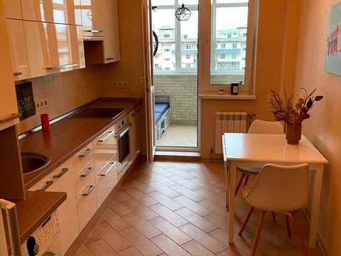 квартира за адресою Юрія Кондратюка вул., 5