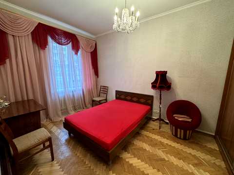 квартира по адресу Загоровская ул. (Багговутовская), 4