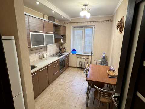 квартира за адресою Позитивна вул. (Джапарідзе), 2