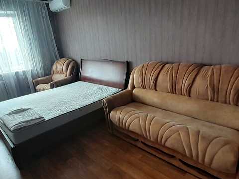 квартира за адресою Григорія Ващенка вул., 1