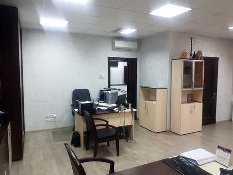 комерційна за адресою Прорізна вул., 12А