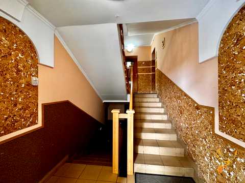 комерційна за адресою Свободи вул., 331