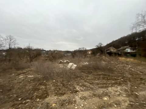 участок по адресу Київська ул., 1