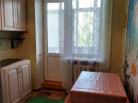 квартира за адресою Івана Мазепи просп. (Петровського), 28б