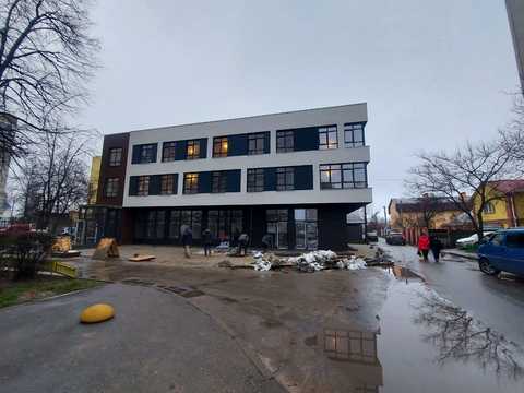 квартира за адресою Квітнева вул.