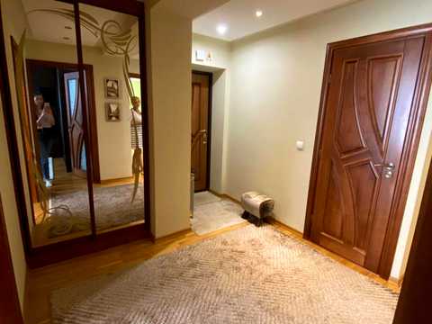 квартира за адресою Івана Величковського вул., 24