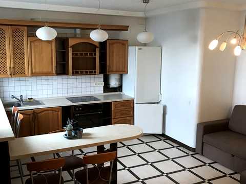 квартира за адресою Зоряний бульв., 1-Д