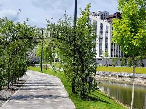 комерційна за адресою Панорамна вул., 2-В