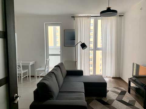 квартира за адресою Сім'ї Кульженків вул. (Петра Дегтяренка), 37