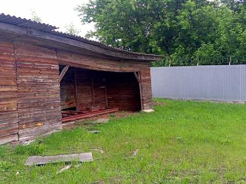 коммерческая по адресу Центральна, 4