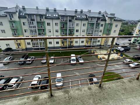 квартира за адресою Весняна вул., 4