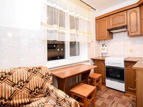 квартира за адресою Леся Курбаса вул., 4