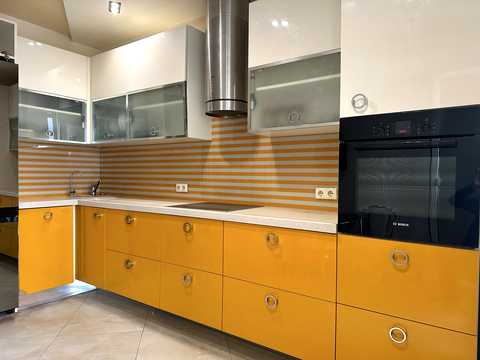 квартира за адресою Регенераторна вул., 4 к2
