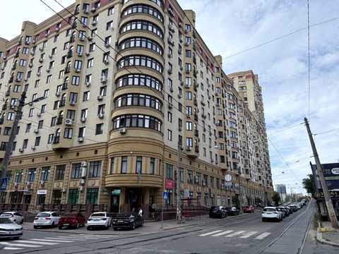 коммерческая по адресу Полтавская ул., 10