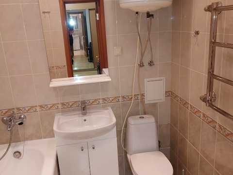 квартира за адресою Раїси Окіпної вул., 8