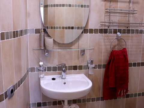 квартира за адресою Академіка Глушкова просп., 22
