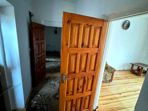 комерційна за адресою Богдана Хмельницького вул., 11