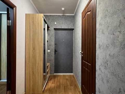 квартира за адресою Софії Русової вул., 5-Б
