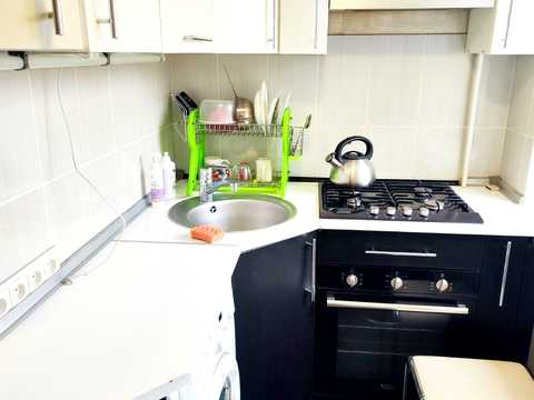 квартира за адресою Парижської комуни, 28