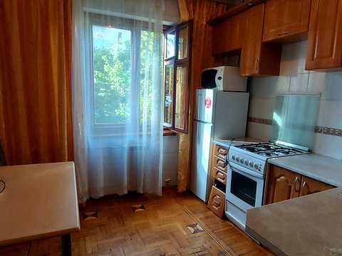 квартира за адресою Миколи Бажана просп., 7