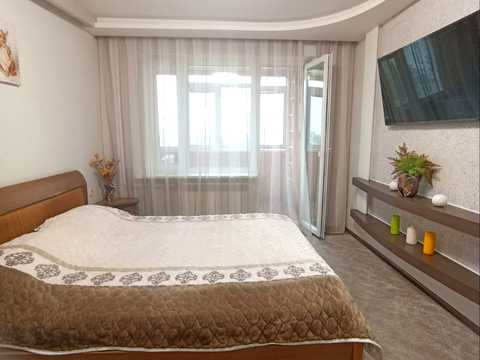 квартира за адресою Осіння вул., 13