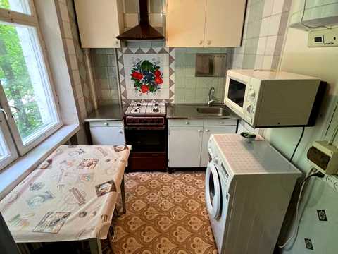 квартира за адресою Полякова, 5а