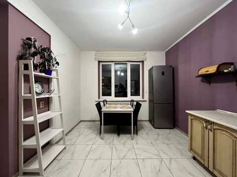 квартира за адресою Йорданська вул. (Лайоша Гавро), 1