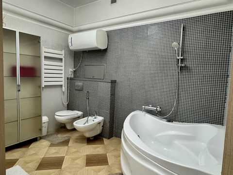квартира за адресою Білоруська вул., 3