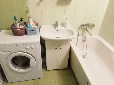 квартира за адресою Металургів вул., 32