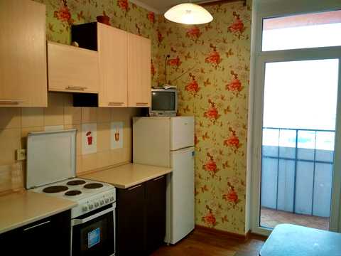 квартира за адресою Богатирська вул., 6-А