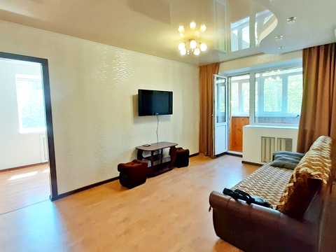 квартира за адресою Перемоги пл., 12