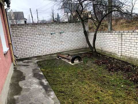 будинок за адресою Набережна Під Скелями вул.
