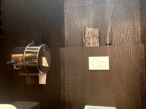 комерційна за адресою Петра Григоренка просп., 22/20