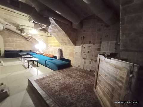 комерційна за адресою Ніни Строкатої вул. (Буніна), 33