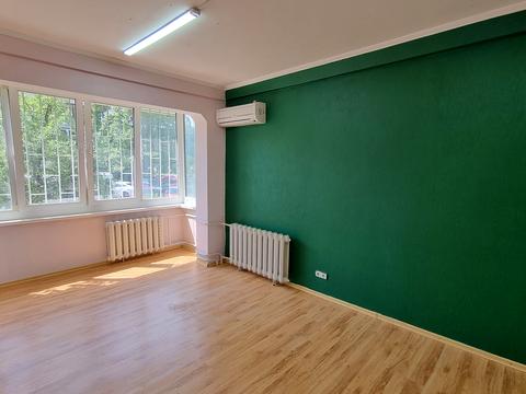 комерційна за адресою Оболонський просп., 7
