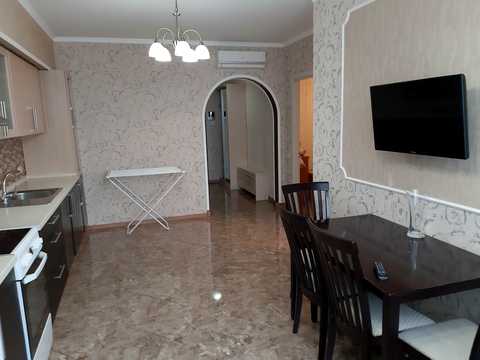 квартира за адресою Анни Ахматової вул., 32/18